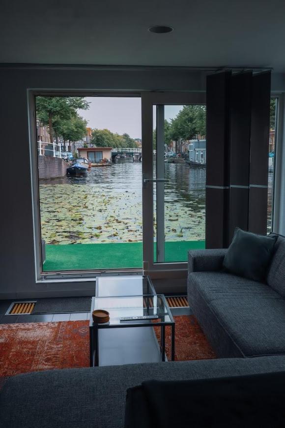 Beautiful Houseboat In The Centre Of Leiden Exterior foto
